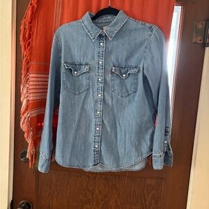 Levi’s Pearl Snap Jean Shirt